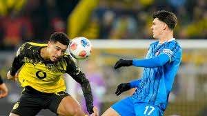 周冠宇@车手周冠宇 晒F1中国大奖赛美好瞬间：谢谢你们的